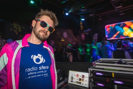 Absolwenckie potupaje na UMK [fot. Szymon Zdziebło]